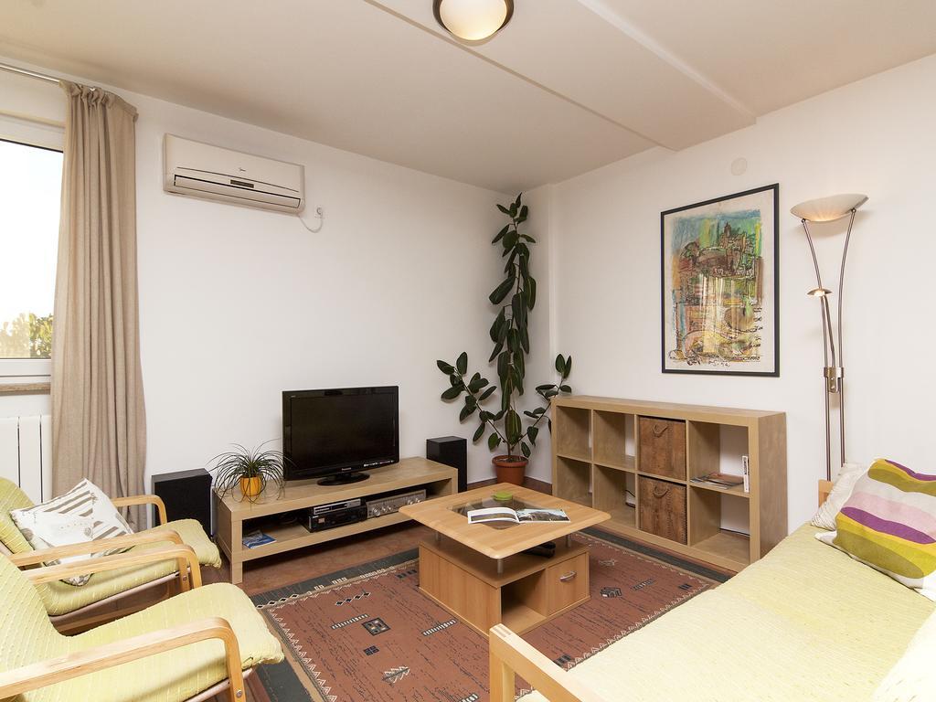 Apartments Ceja Near Sea เมดูลิน ภายนอก รูปภาพ
